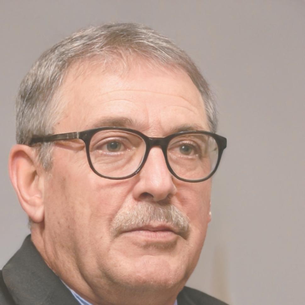 Portrait de Marc Dubois, directeur financier